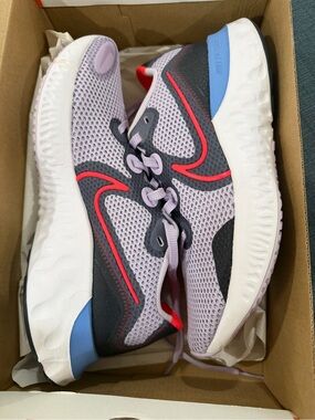 Nike Women’s Sneakers in Lavender with Coral and Blue Accents